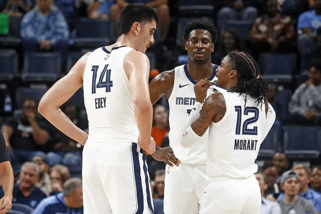 NBA恐怖西部!“银河战舰”扎堆?球迷:季后赛比总决赛还难打?