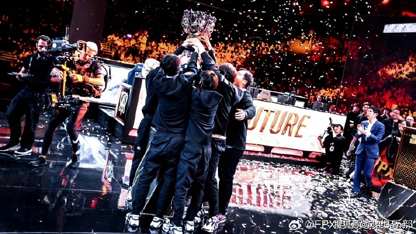 BLG放弃全华班阵容!957直播爆料:ELK离队,Viper3加盟